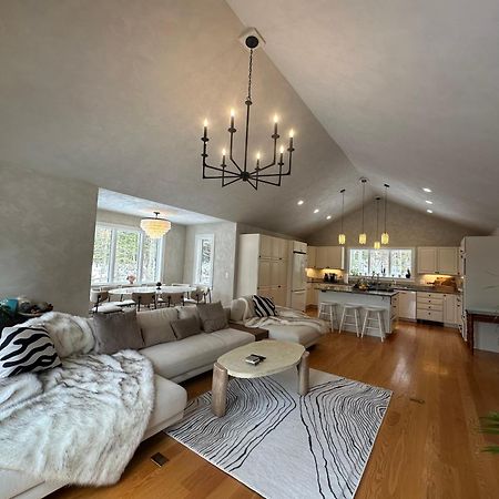 Отель Modern House Family Retreat Бар Харбор Экстерьер фото